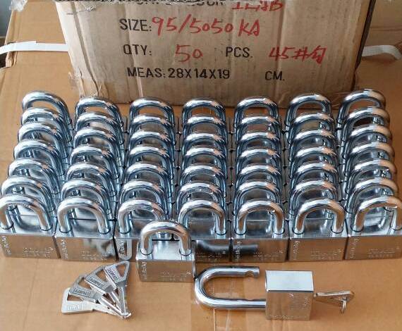 Project used keyed alike padlock- one key for 50pcs padlocks